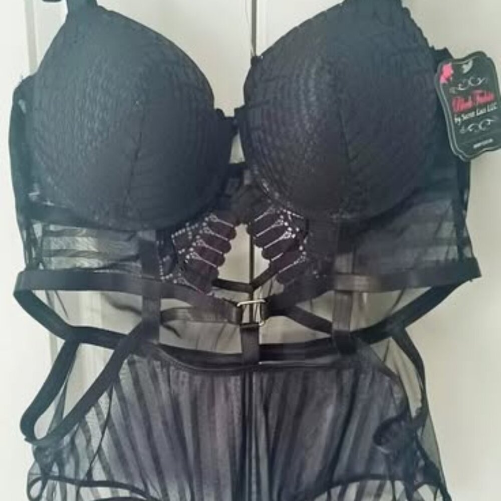 Black Fuchsia by Secret Lace LLC Lingerie Set 1X, 2X & 3 X